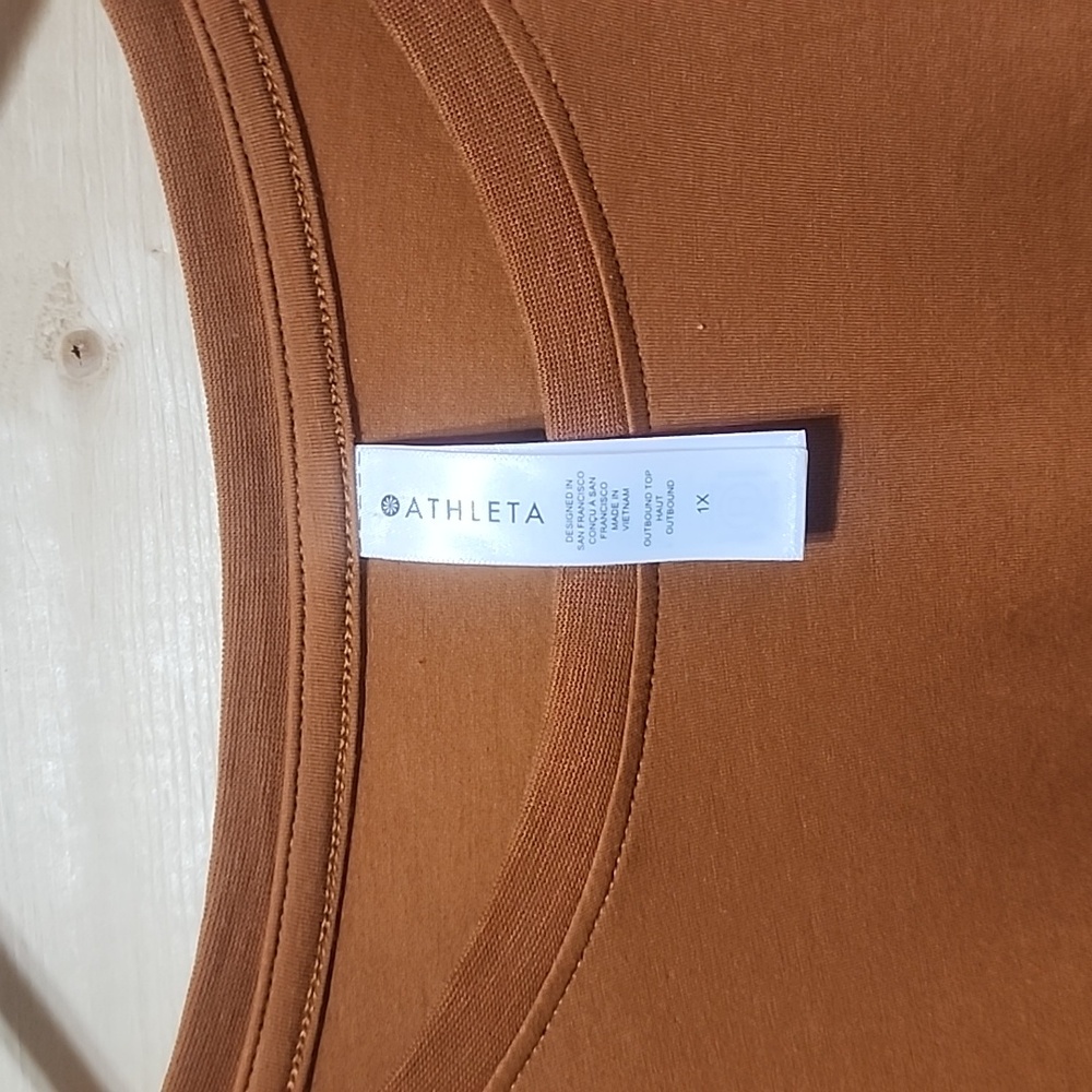 Athleta Long Sleeve Shirt Size 1x - Picture 4 of 5